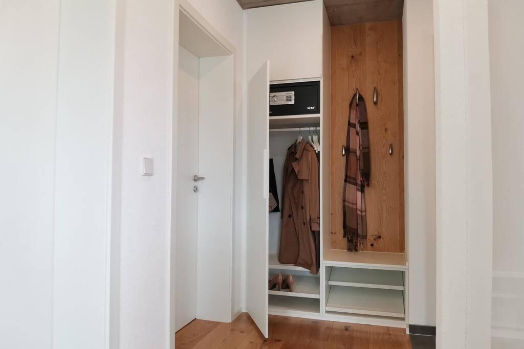 Moderne Ferienwohnung Rhenum Mit Wallbox Waldshut-Tiengen Zewnętrze zdjęcie